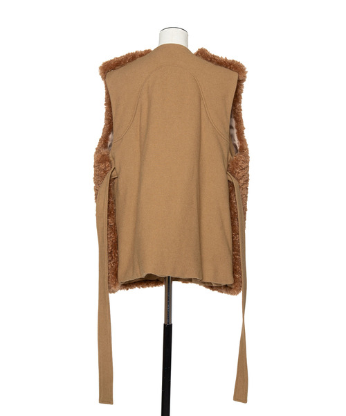 muller of yoshiokubo(ミュラーオブヨシオクボ)の「muller of yoshiokubo ミュラーオブヨシオクボ / BUMPY WOOL BOA VEST バンピーウールボアベスト / MLF25702(ベスト・レディース・アイボリー/ブラック/ベージュ・36/38)」の5枚目の写真