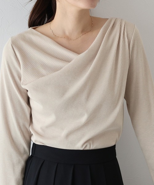 BLUEEAST（ブルーイースト）の「《新色追加》ドレープネックリブカットソー（Tシャツ/カットソー・レディース・ベージュ/ブラック/ブラウン/ボルドー/ピンク・MEDIUM）」の8枚目の写真