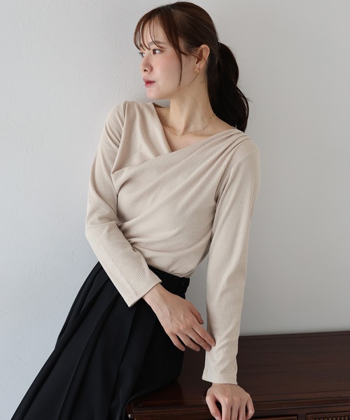 BLUEEAST（ブルーイースト）の「《新色追加》ドレープネックリブカットソー（Tシャツ/カットソー・レディース・ベージュ/ブラック/ブラウン/ボルドー/ピンク・MEDIUM）」の7枚目の写真