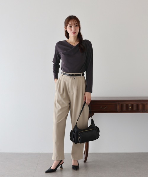 BLUEEAST（ブルーイースト）の「《新色追加》ドレープネックリブカットソー（Tシャツ/カットソー・レディース・ベージュ/ブラック/ブラウン/ボルドー/ピンク・MEDIUM）」の18枚目の写真