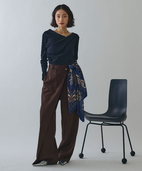 ELLEgirl（エルガール）の「ラップワイドパンツ【ELLEgirl/エルガール】（スラックス・レディース・ブラウン/ブラック・M/S）」の22枚目の写真