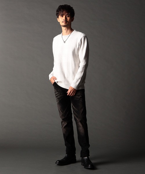 NICOLE CLUB FOR MEN(ニコルクラブフォーメン)の「モールチェックジャカード プルオーバーニット(ニット/セーター・メンズ・ブルー系/ブラック系/ホワイト系・MEDIUM/LARGE/X-LARGE)」の4枚目の写真