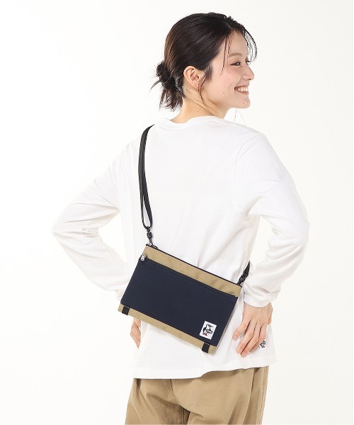 CHUMS(チャムス)の「【CHUMS/チャムス】 Two Necked Shoulder Sweat Nylon(ショルダーバッグ・メンズ・その他1/その他6/その他4/その他5/その他3/その他2/その他7・FREE)」の20枚目の写真