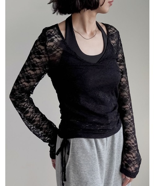 Re:EDIT（リエディ）の「[2025AW COLLECTION]カットレースカシュクールトップス（Tシャツ/カットソー・レディース・ブラック/アイボリー・MEDIUM/LARGE）」の2枚目の写真