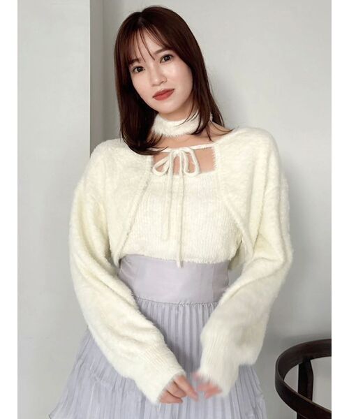 dazzlin(ダズリン)の「チョーカー付ミニシャギーニットキャミソール(キャミソール・レディース・ピンク/オフホワイト/グレー/チャコールグレー・FREE)」の2枚目の写真