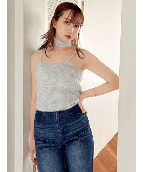 dazzlin(ダズリン)の「チョーカー付ミニシャギーニットキャミソール(キャミソール・レディース・ピンク/オフホワイト/グレー/チャコールグレー・FREE)」の10枚目の写真