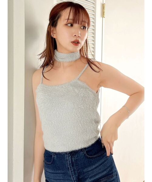 dazzlin(ダズリン)の「チョーカー付ミニシャギーニットキャミソール(キャミソール・レディース・ピンク/オフホワイト/グレー/チャコールグレー・FREE)」の11枚目の写真