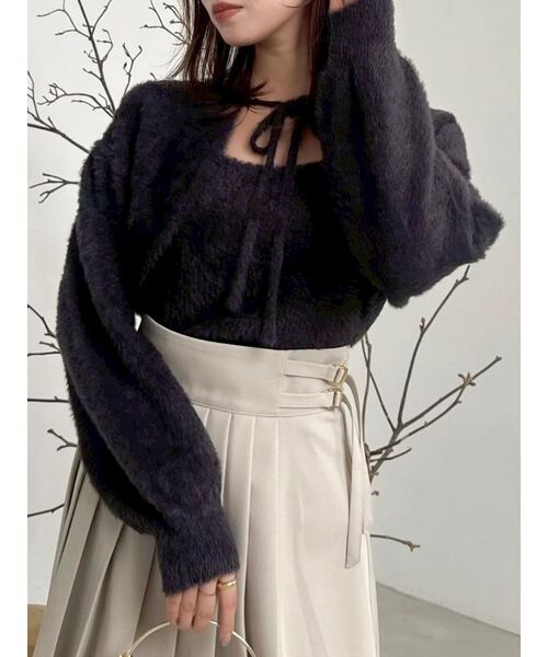 dazzlin(ダズリン)の「チョーカー付ミニシャギーニットキャミソール(キャミソール・レディース・ピンク/オフホワイト/グレー/チャコールグレー・FREE)」の22枚目の写真