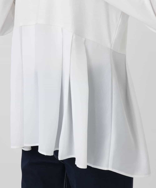 MK MICHEL KLEIN（エムケーミッシェルクラン）の「タックプリーツデザイン ペプラムインナーカットソー/洗える（Tシャツ/カットソー・レディース・アイボリー・38）」の3枚目の写真