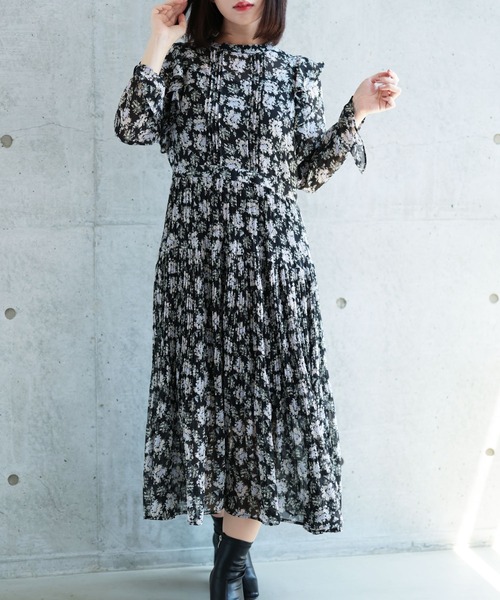 Ruwan yu(ルワンユー)の「花柄シフォンワンピース【大きいサイズ対応】(ワンピース・レディース・ブラック・L/LL/3L/4L)」の1枚目の写真
