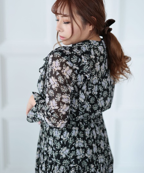 Ruwan yu(ルワンユー)の「花柄シフォンワンピース【大きいサイズ対応】(ワンピース・レディース・ブラック・L/LL/3L/4L)」の12枚目の写真