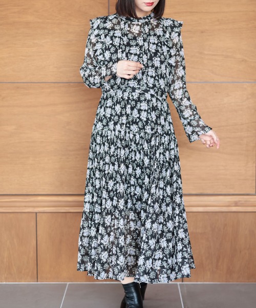 Ruwan yu(ルワンユー)の「花柄シフォンワンピース【大きいサイズ対応】(ワンピース・レディース・ブラック・L/LL/3L/4L)」の18枚目の写真