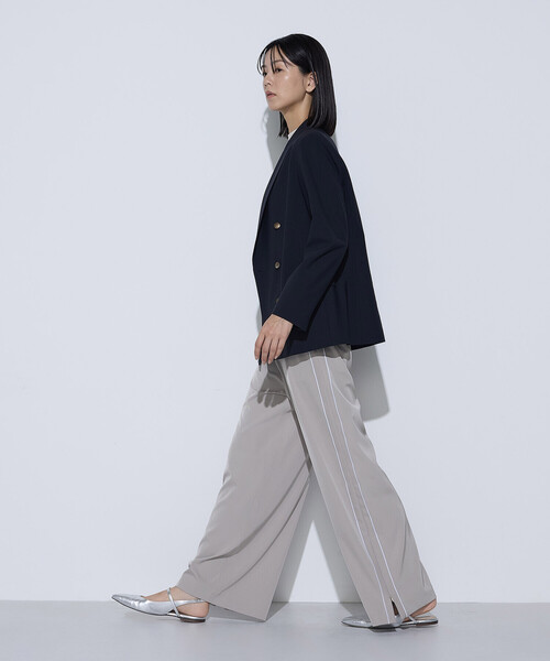 K.T KIYOKO TAKASE（キヨコタカセ）の「ツイルストレッチサイドライントラックパンツ（その他パンツ・レディース・ベージュ/ブラック・FREE）」の19枚目の写真