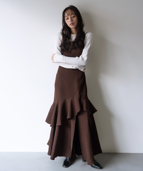 SOELA(ソエラ)の「ボートネック袖金ボタンニット/A(ニット/セーター・レディース・ネイビー/モカ/グレー系その他/ブラック/オフホワイト/チャコールグレー/ボルドー・M)」の11枚目の写真