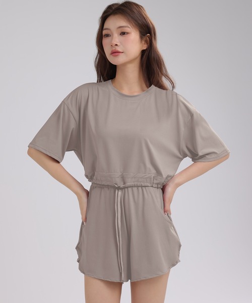 HYSSHOP（エイチワイエスショップ）の「レディース 半袖クロップド丈ドロストヨガトップス+ショートパンツ 上下2点セット［ヨガ/フィットネス/ピラティス/ダンス/ジム］[トレーニングウェア/ジムウェア/ピラティスウェア]（その他トップス・レディース・ピンク/ライトグレー/グレイッシュベージュ/ブラック・LL/M/S/L）」の14枚目の写真