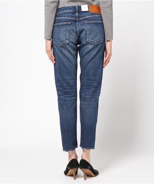 MOUSSY（マウジー）の「iSKO COMFORT Ashley Tapered（デニムパンツ・レディース・ダークブルー・26inch/25inch/23inch/24inch/27inch）」の11枚目の写真