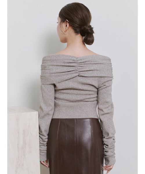 Stylevoice for xxx（スタイルヴォイスフォー）の「＜Harukiさんコラボ＞クロスオフショルダーギャザースリーブニット（ニット/セーター・レディース・ホワイト/グレー/ブラック・F）」の8枚目の写真