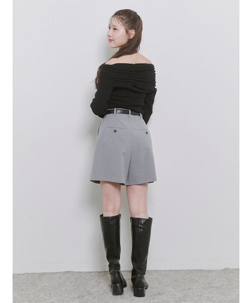 Stylevoice for xxx（スタイルヴォイスフォー）の「＜Harukiさんコラボ＞クロスオフショルダーギャザースリーブニット（ニット/セーター・レディース・ホワイト/グレー/ブラック・F）」の21枚目の写真