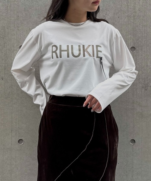 &g'aime（アンジェム）の「【&g'aime】ロゴレザーベルトロンT　Logo Leather-Belt Long Tee（Tシャツ/カットソー・レディース・ブラック/ホワイト・FREE）」の4枚目の写真