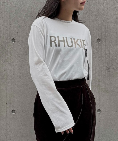 &g'aime（アンジェム）の「【&g'aime】ロゴレザーベルトロンT　Logo Leather-Belt Long Tee（Tシャツ/カットソー・レディース・ブラック/ホワイト・FREE）」の5枚目の写真