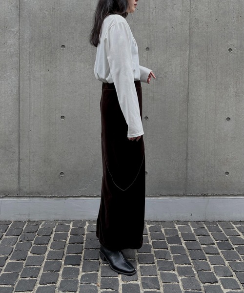 &g'aime（アンジェム）の「【&g'aime】ロゴレザーベルトロンT　Logo Leather-Belt Long Tee（Tシャツ/カットソー・レディース・ブラック/ホワイト・FREE）」の14枚目の写真