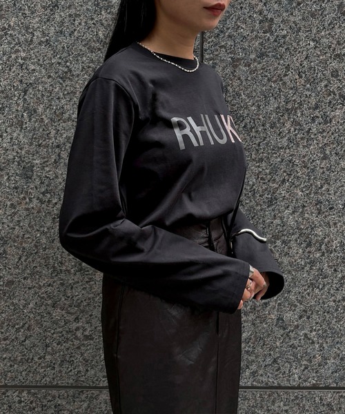 &g'aime（アンジェム）の「【&g'aime】ロゴレザーベルトロンT　Logo Leather-Belt Long Tee（Tシャツ/カットソー・レディース・ブラック/ホワイト・FREE）」の21枚目の写真