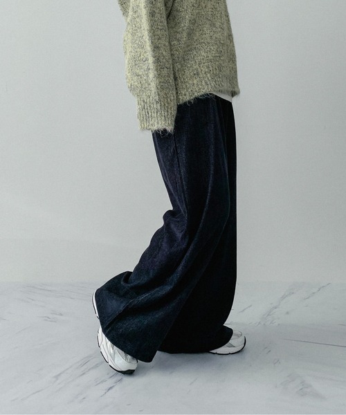 on:nue（オンニュ）の「【on:nue】[3色展開/3サイズ展開] デニムライク起毛タックパンツ（その他パンツ・レディース・ブラック/ブルー/ブラウン・SMALL/MEDIUM/LARGE）」の18枚目の写真