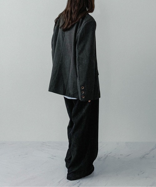 on:nue（オンニュ）の「【on:nue】[3色展開/3サイズ展開] デニムライク起毛タックパンツ（その他パンツ・レディース・ブラック/ブルー/ブラウン・SMALL/MEDIUM/LARGE）」の6枚目の写真