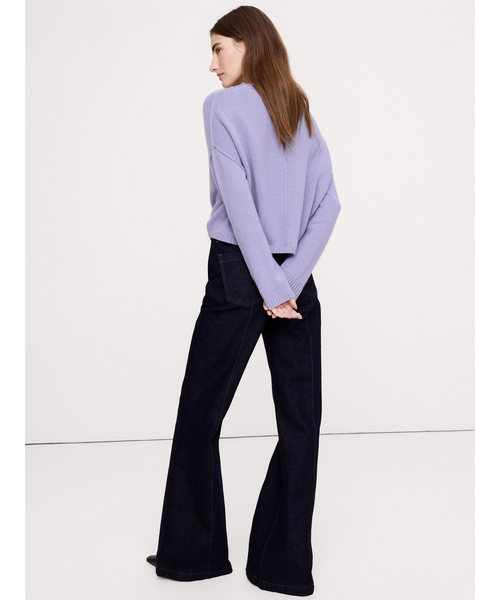 Banana Republic(バナナリパブリック)の「メリノ コットン クロップド セーター(ニット/セーター・レディース・アイボリー/ネイビー/イエロー/パープル・L/M/S/XS)」の7枚目の写真