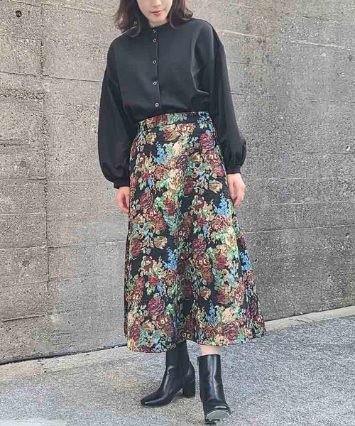 Bleu Bleuet(ブルーブルーエ)の「ゴブランスカート(スカート・レディース・ブラック/アイボリー/ブルーグリーン・FREE)」の12枚目の写真