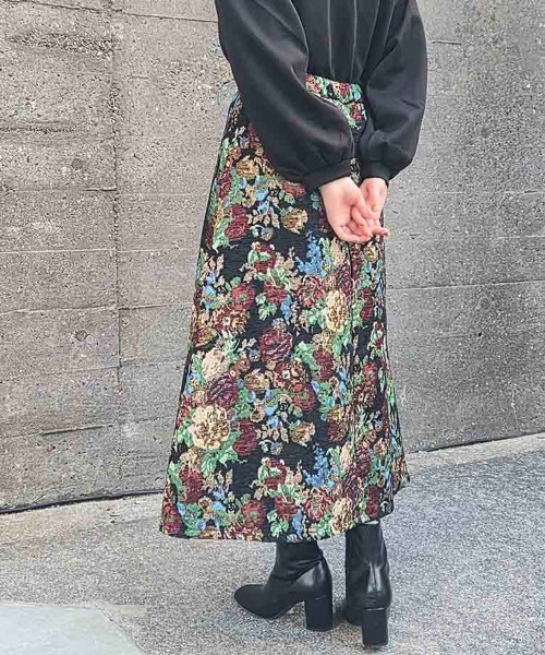 Bleu Bleuet(ブルーブルーエ)の「ゴブランスカート(スカート・レディース・ブラック/アイボリー/ブルーグリーン・FREE)」の13枚目の写真