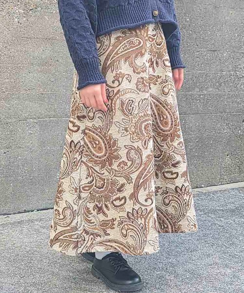 Bleu Bleuet(ブルーブルーエ)の「ゴブランスカート(スカート・レディース・ブラック/アイボリー/ブルーグリーン・FREE)」の4枚目の写真