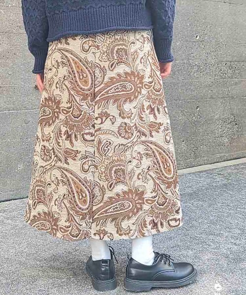 Bleu Bleuet(ブルーブルーエ)の「ゴブランスカート(スカート・レディース・ブラック/アイボリー/ブルーグリーン・FREE)」の5枚目の写真