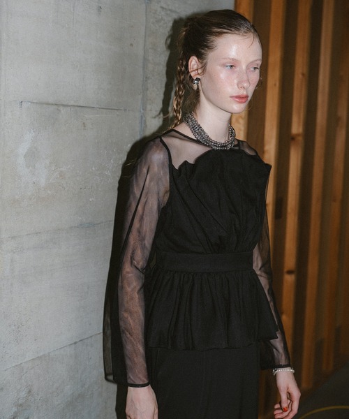 et.UNiVER(エトユニベール)の「Eclipse dress(ドレス・レディース・ブラック/ブラック×ベージュ/ブラウン/ボルドー・SMALL/MEDIUM/LARGE)」の17枚目の写真