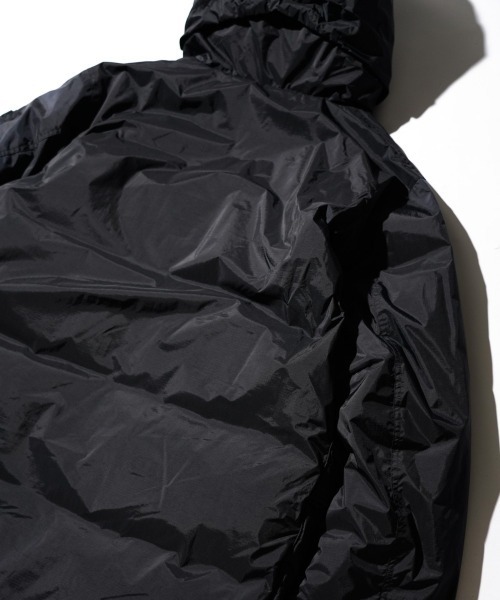 NANGA（ナンガ）の「NANGA / ナンガ AURORA TEX DOWN FIELD HALF COAT オーロラテックス ダウンフィールドハーフコート（ダウンジャケット/コート・メンズ・ブラック・SMALL/MEDIUM/LARGE/X-LARGE）」の2枚目の写真