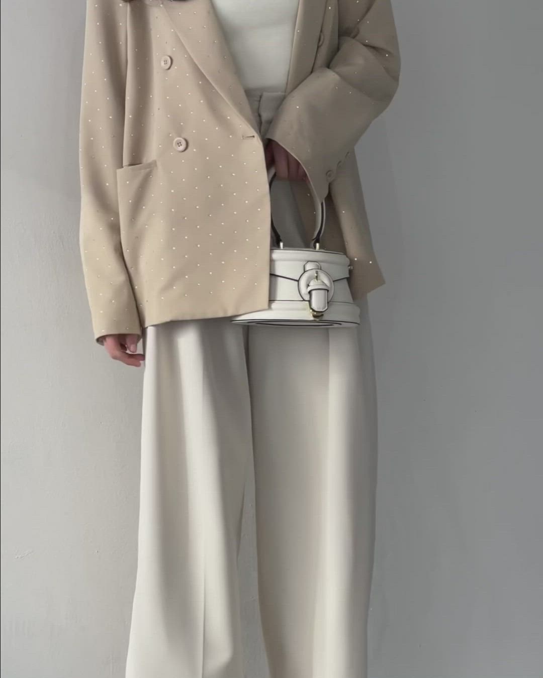 ラインストーンジャケット（テーラードジャケット）｜Olu.（オルドット