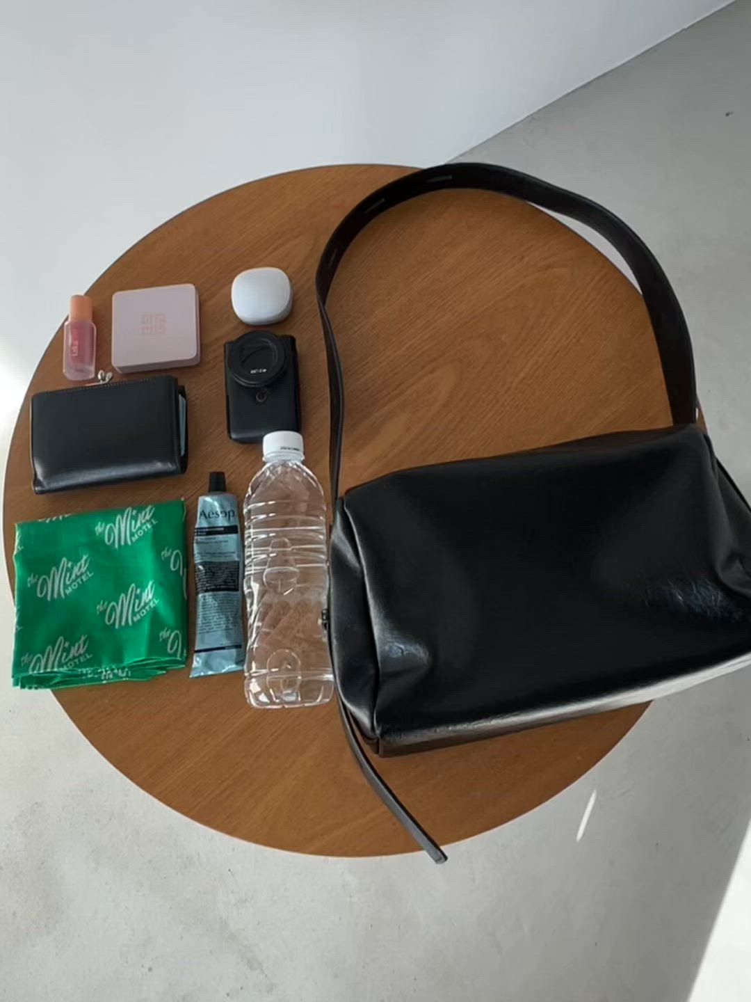 フェイクレザー2WAYスクエアバッグ【詳細動画あり】（ショルダーバッグ