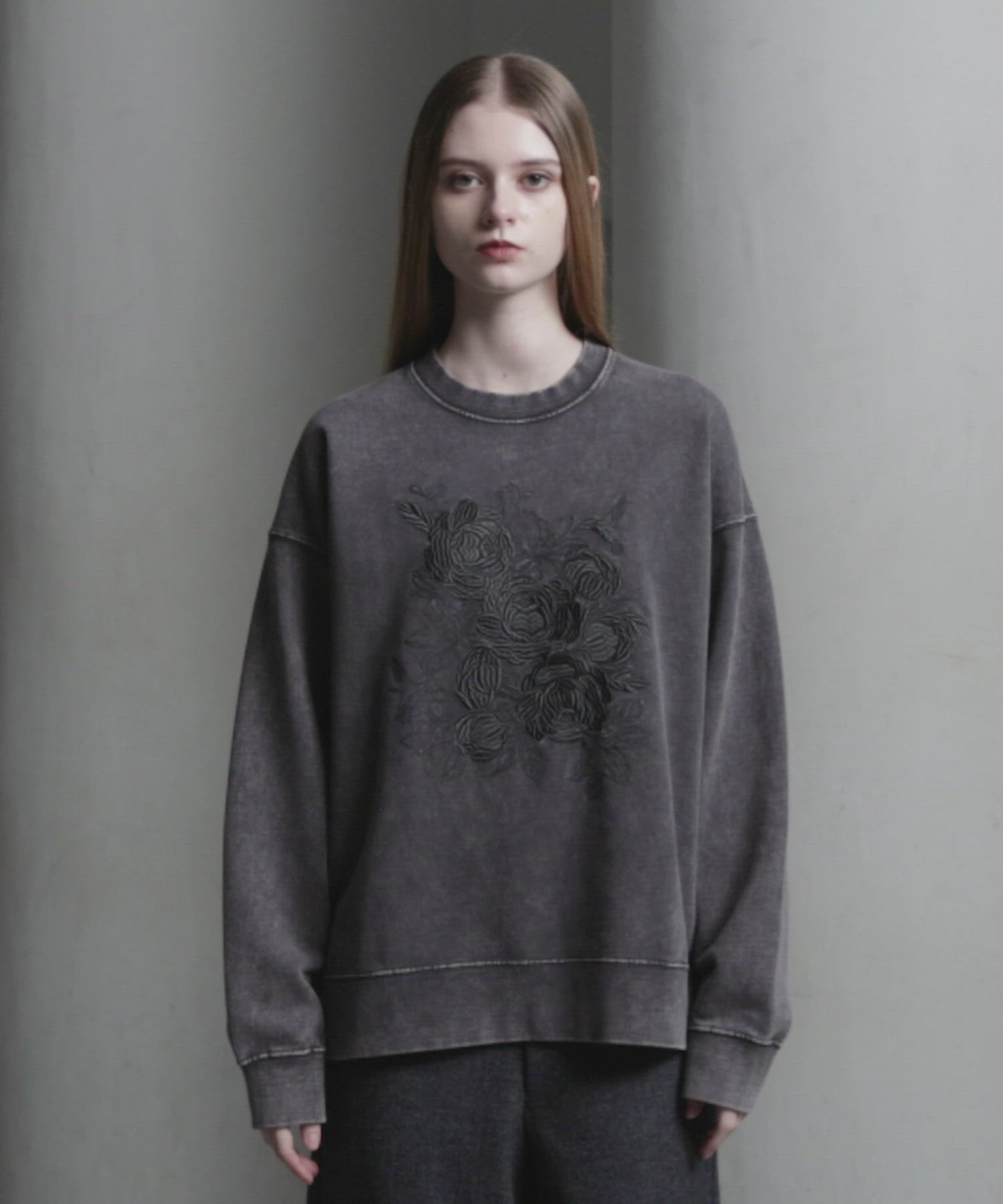 CLEL】Heavyweight Embroidery Design Sweat/ヘビーウェイト 刺繍