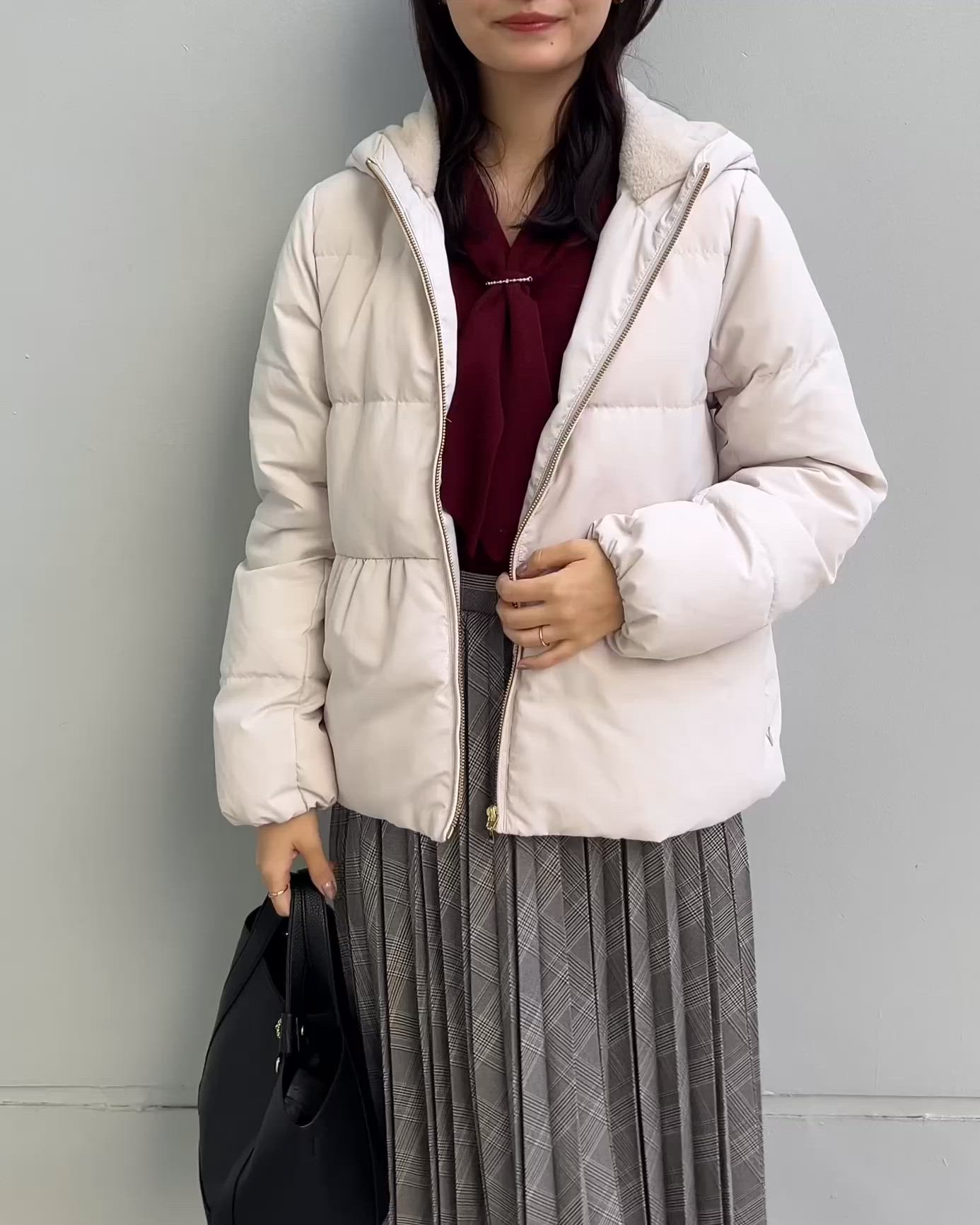 デジタルタウン KAWADAダウンペプラムショートコート【撥水/洗濯機OK/静電気防止裏地