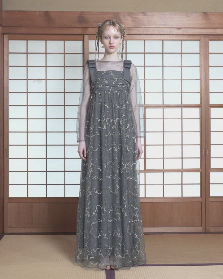 Ribbon tulle dress（ドレス）｜et.UNiVER（エトユニベール）の