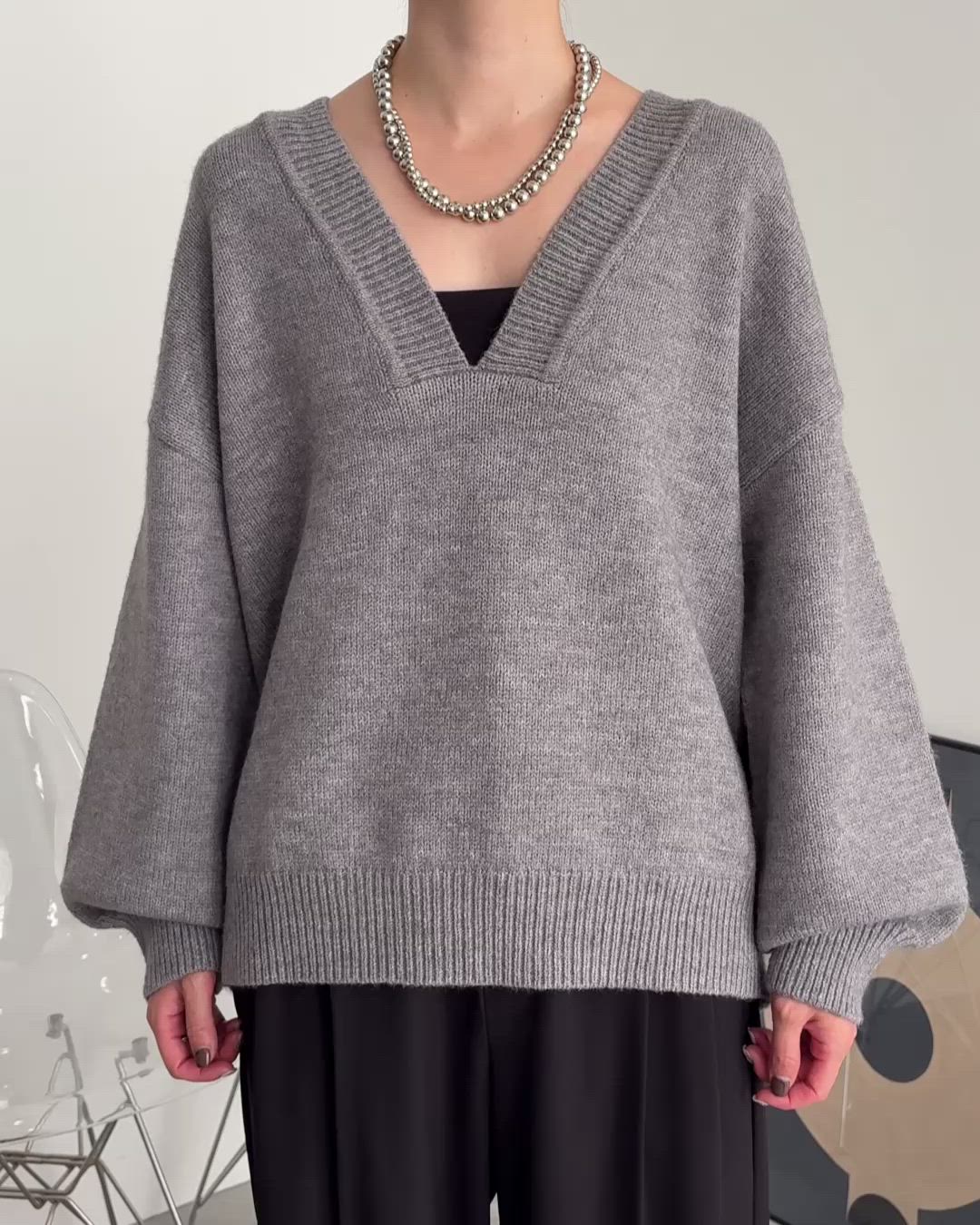 セール】ディープVネックニットプルオーバー（ニット/セーター