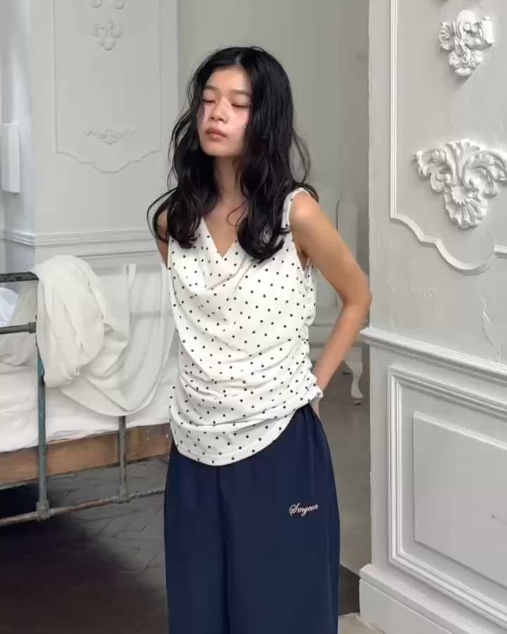 Flocked dot sleeveless top/フロッキードットノースリーブトップス 