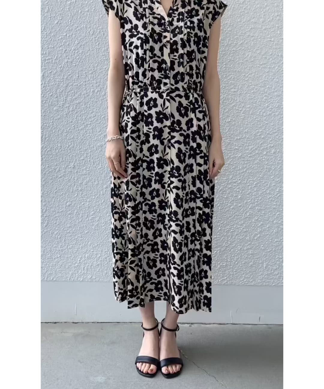 WEB限定】〈洗濯機可能〉ドット 花柄 サイド プリーツ フレンチ