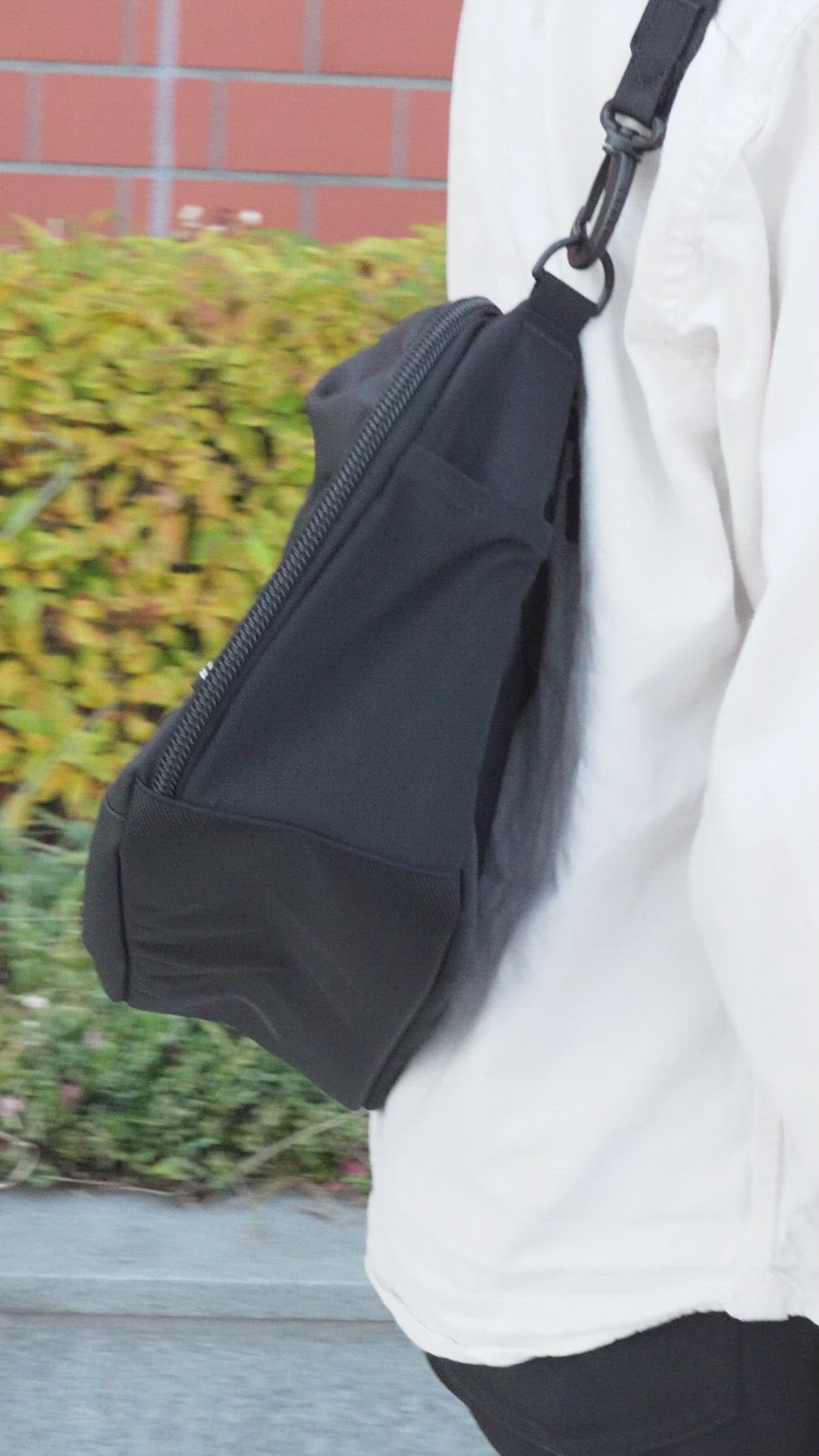 BEAMSDESIGN（ビームスデザイン）New Ability ショルダーバッグ（M