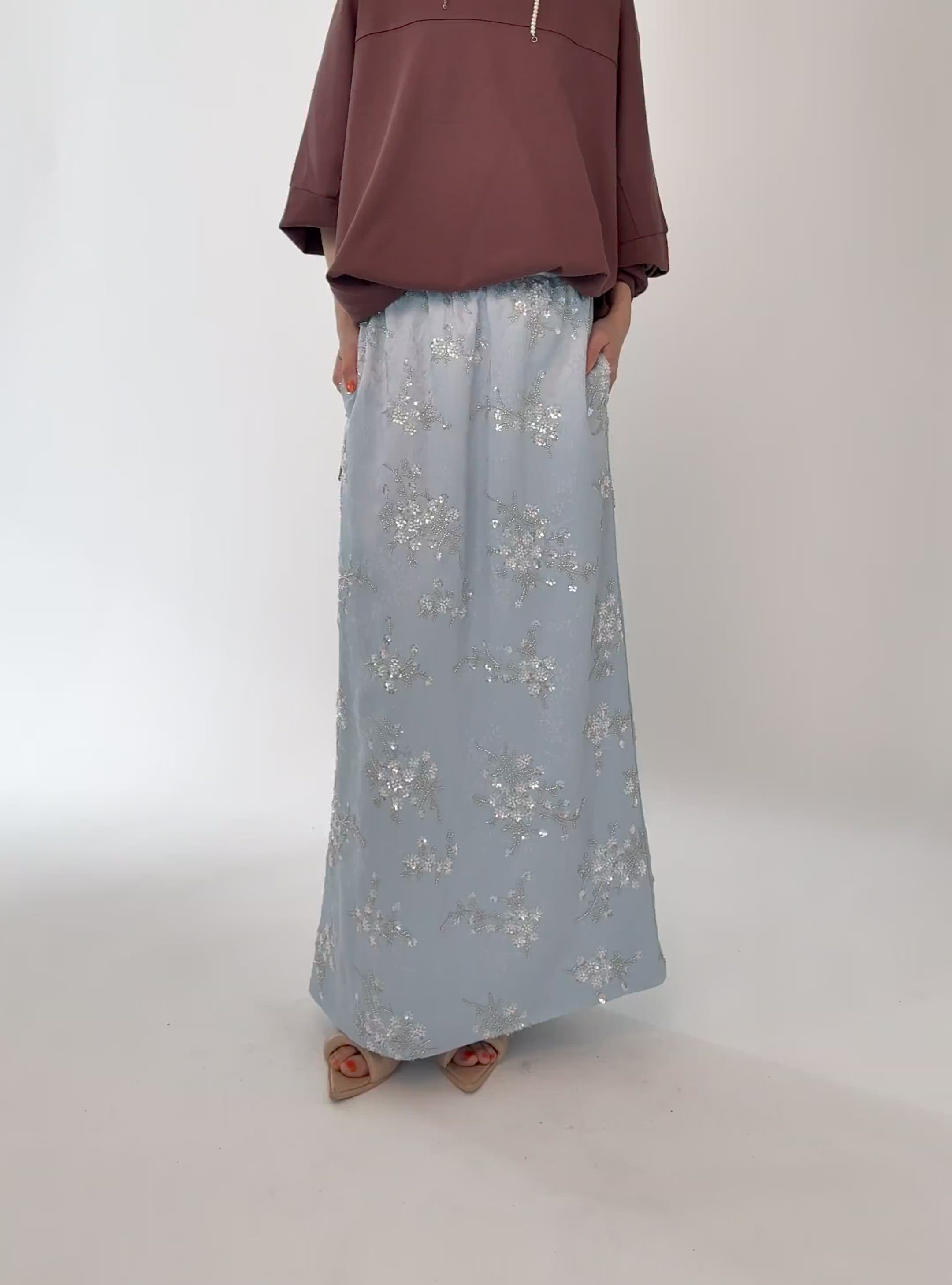 Flower embroidery skirt / フラワーエンブロイダリースカート