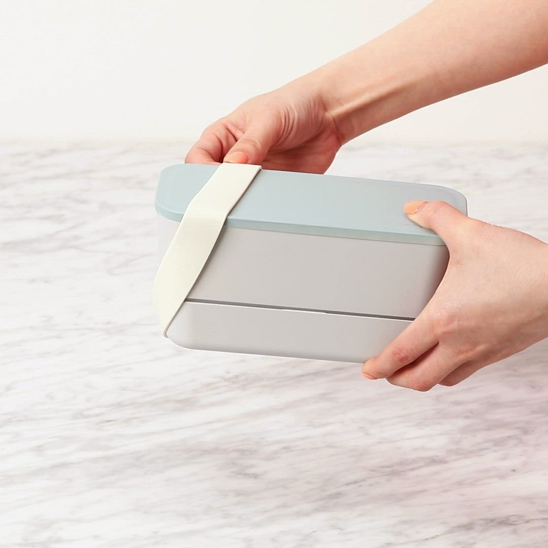 セール】ロゴ ランチボックス 2段 ブルー（キッチンツール