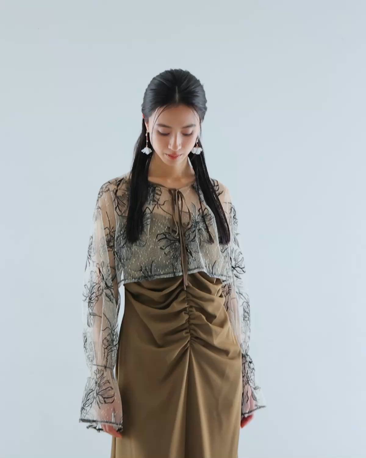 Many wayゴールドフラワードレス 2点セット Many wayゴールドフラワードレス 2点セット ボレロ キャミワンピース