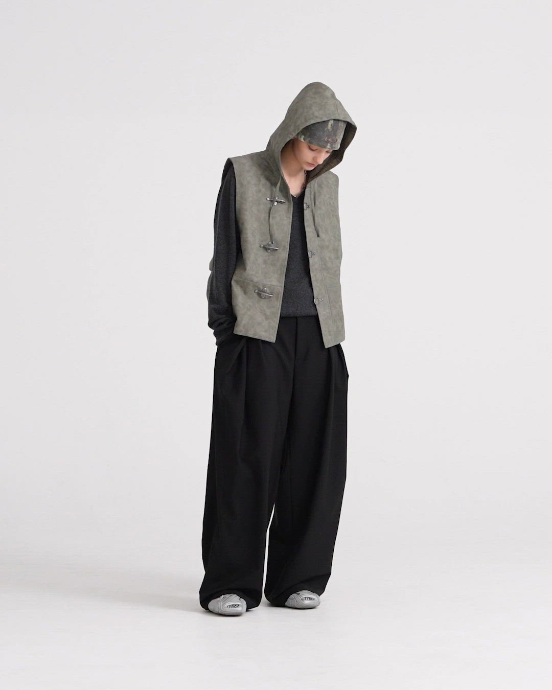 3tuck wide balloon trousers / 3タックワイドバルーントラウザー