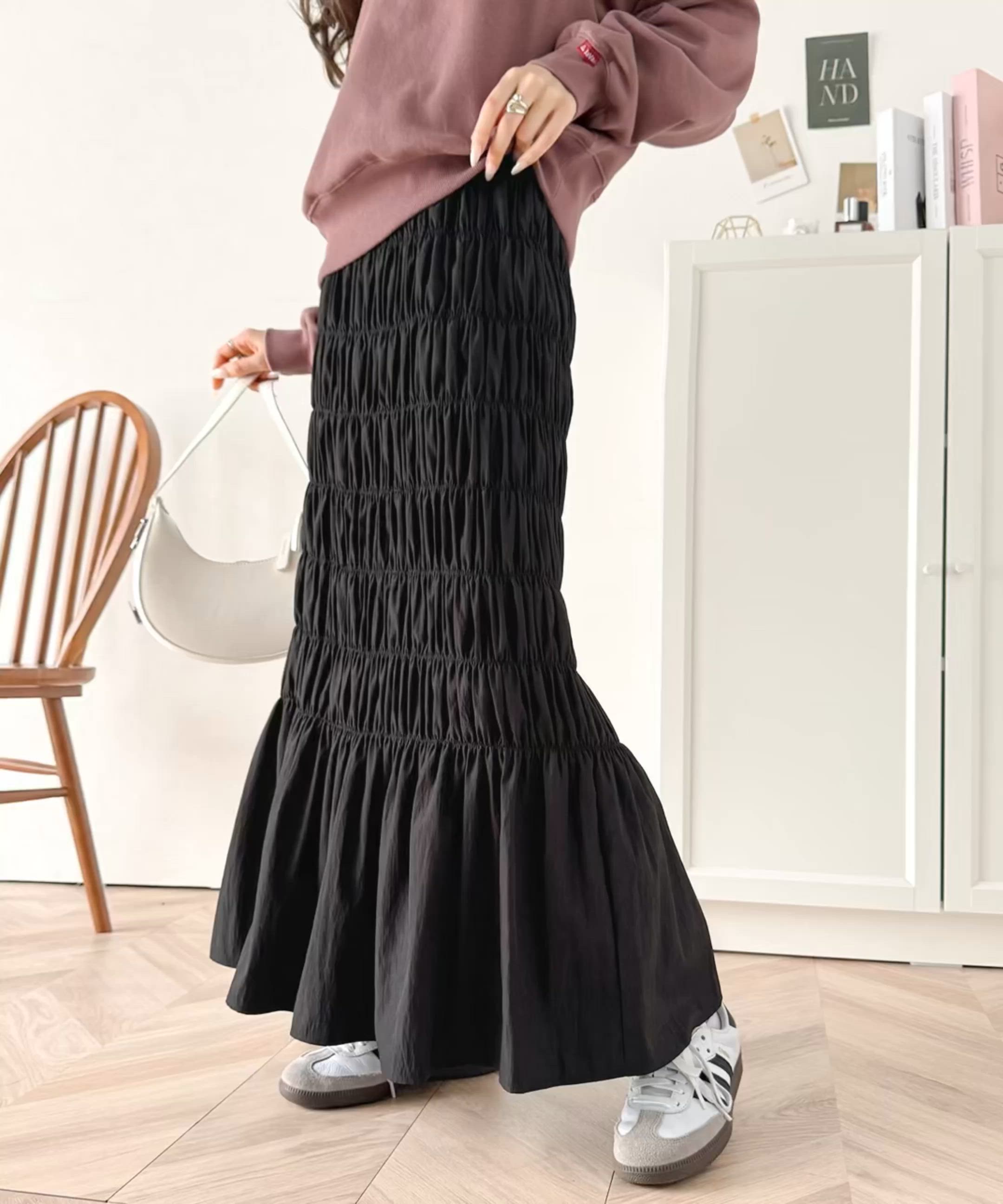 セール】”立体感で垢抜け'マーメイド風シャーリングナロースカート