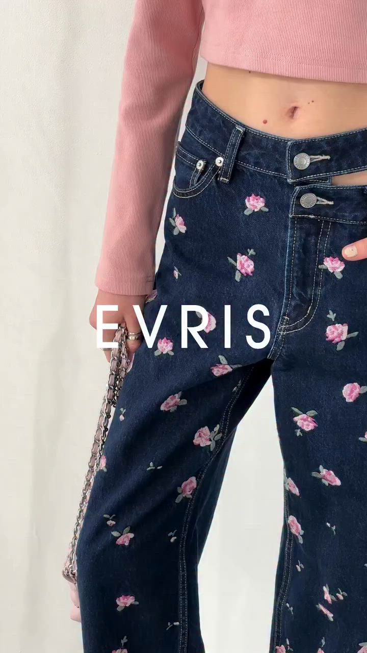 セール】Embroideryデニムブルゾン【セットアップ着用可能】（デニム